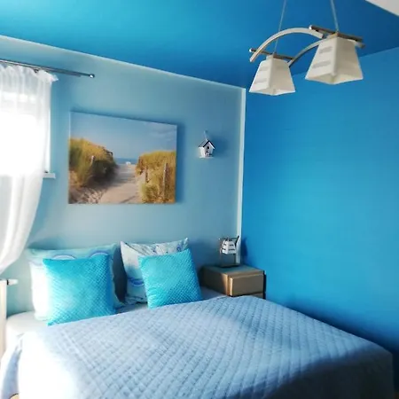 Mariolina Проживание в семье