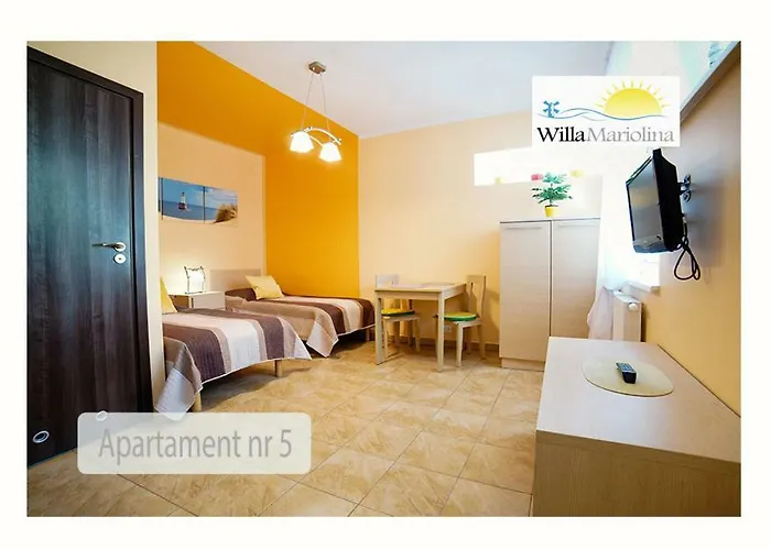 Mariolina Quarto em Acomodações Particulares *